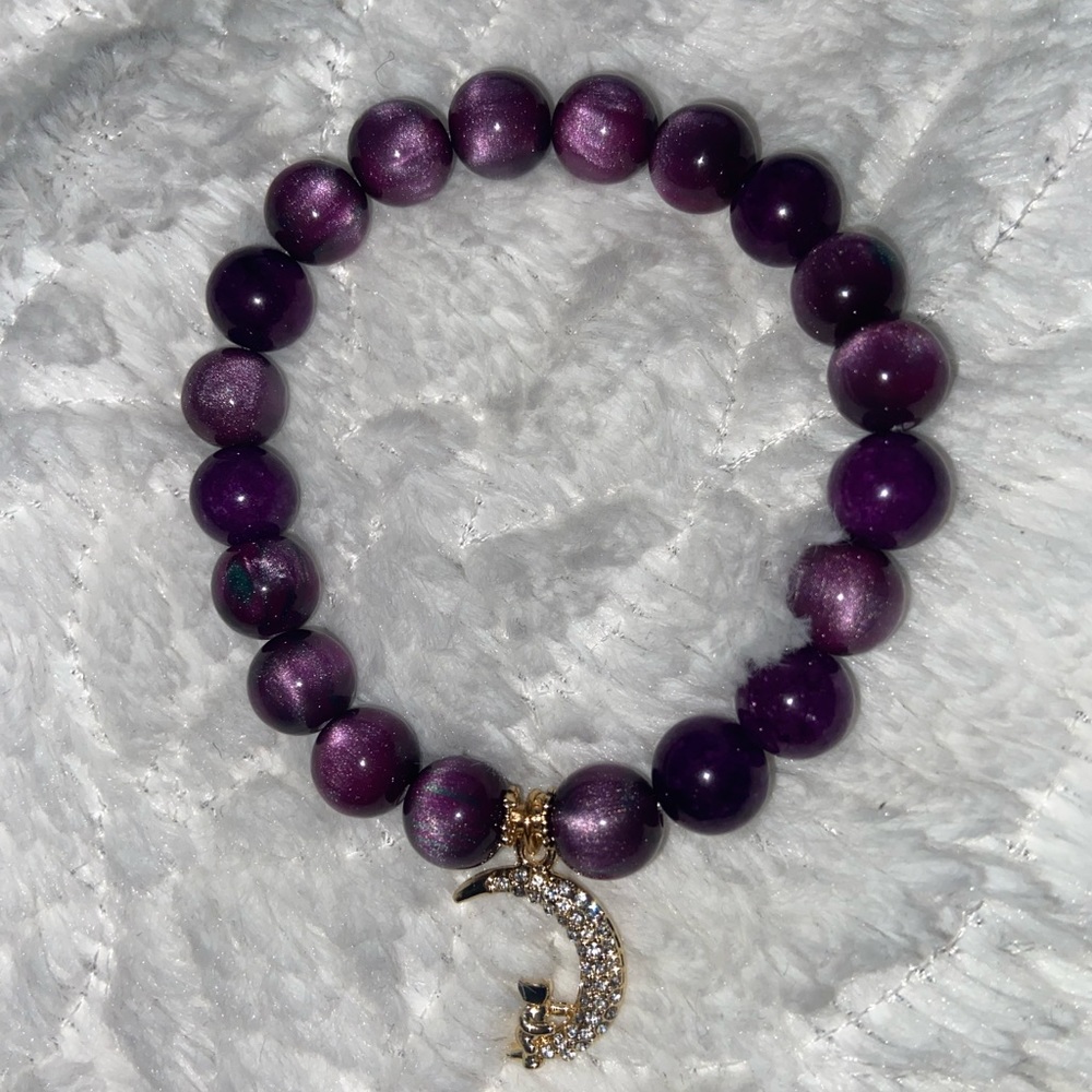 Astronaut 👩‍🚀 🌌🪐 handmade bracelet in purple 🌟 💫